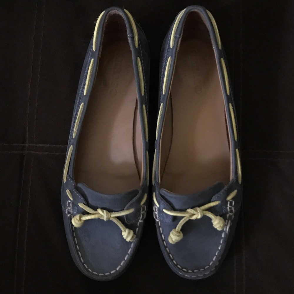 Sebago felucca lace